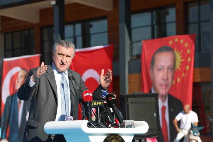 Bakan Bak: "Son Yıllarda Sporda Çok Önemli Başarılar Elde Ettik"