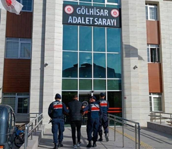 Burdur’da 5 Firari Yakalandı