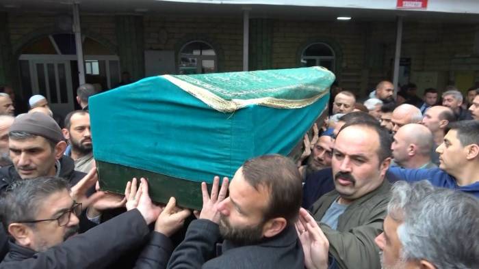 Kansere Yenik Düşen Öğretmen, Öğretmenler Günü Öncesi Toprağa Girdi