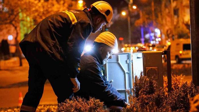 Gençlerin Mutluluğu İçin Adm Ekipleri Zamanla Yarıştı