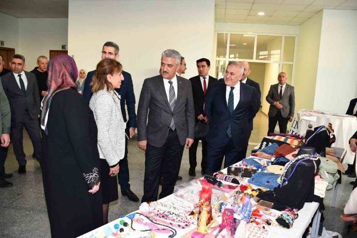 Vali Mehmet Makas: "sivil Toplum Kuruluşlarının Varlığı Katılımcı Demokrasi İçin Çok Önemli”