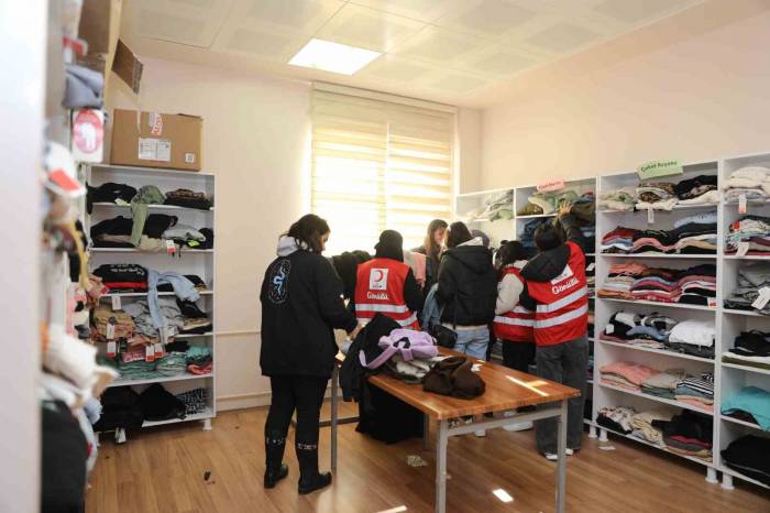 Iğdır Üniversitesinde ‘Kızılay Butik Evi’ Açıldı