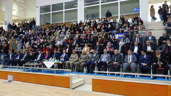 Iğdır’da ’en İyi Narkotik Polisi: Anne’ Projesi Çerçevesinde Yüzlerce Kişiye Eğitim Verildi