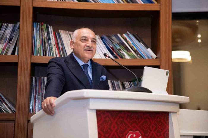 Büyükekşi: "Federasyonumuzun İlke Ve Değerleriyle Çizdiğimiz Yol Haritasında İlerlemeye Devam Etmeliyiz"