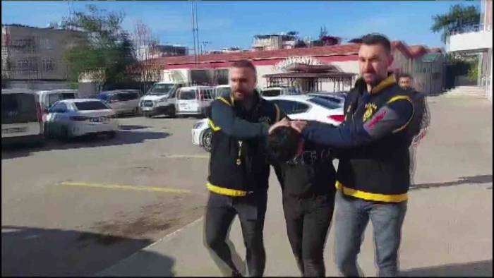 Köprüde Arkadaşlarını Öldüren Kişi Tutuklandı