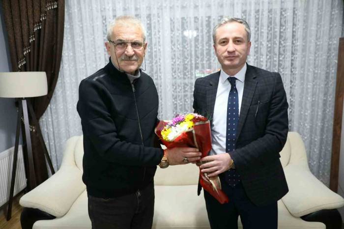 Ağrı’da Vefat Eden Öğretmenler Unutulmadı