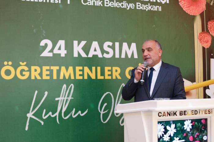 Sandıkçı: “Öğretmenlik, Manevi Doyumu Hiçbir Meslekte Bulunmayan Bir Gönül Uğraşıdır”