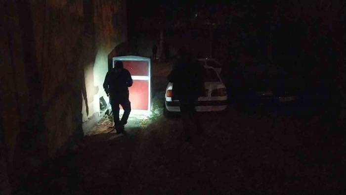 Havaya Ateş Açan Çocuk Gözaltına Alındı