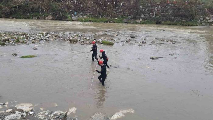 Melen Çayında Arama Yaptılar