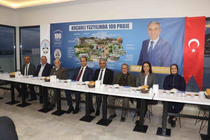 Başkan Kaplan, Muhtarlarla Vefa Yemeğinde Buluştu