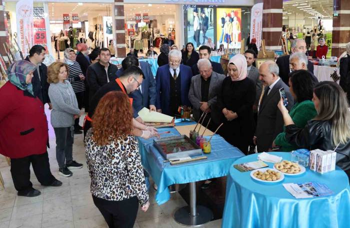 Konya’da Trsm Danışanlarının “Ruhumun Işığı Sönmesin” Sergisi Açıldı