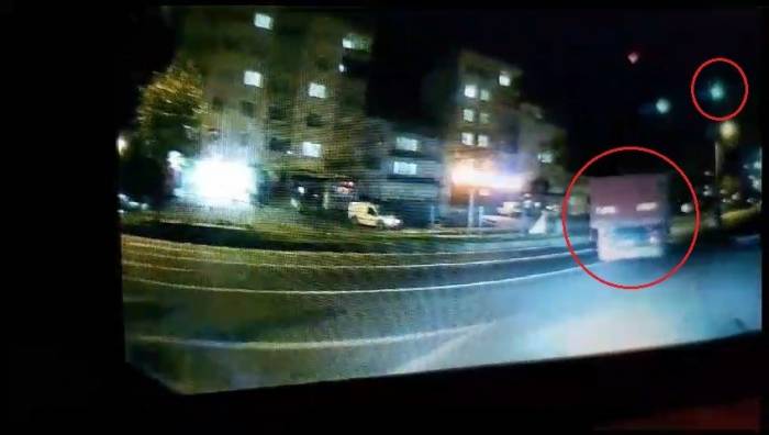 Kamyonet Kazası Araç Kamerasına Yansıdı