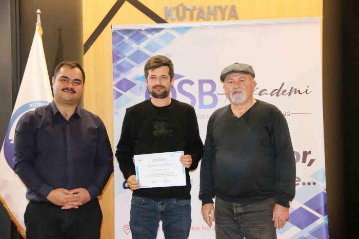 Osb Akademi’de, Bölgedeki İnsan Kaynakları Belgelendirildi