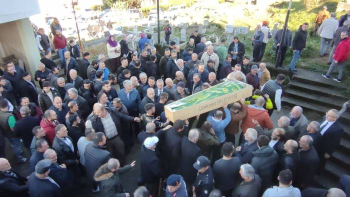 Siirt’te Maden Ocağındaki Göçükte Hayatını Kaybeden Mühendis Giresun’da Toprağa Verildi