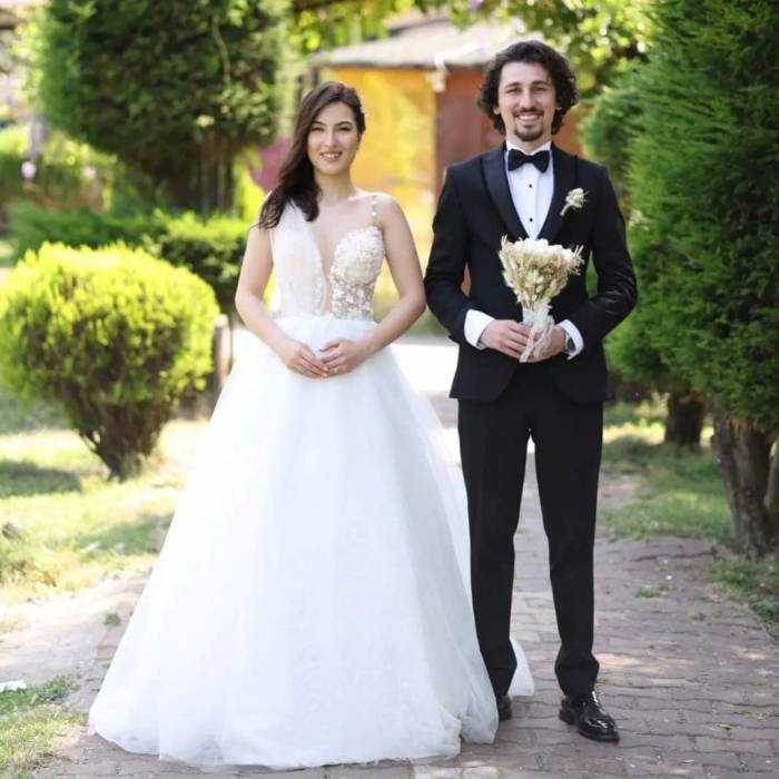 Maden Kazasında Hayatını Kaybeden Mühendis 5 Ay Önce Düğününde Eşiyle Böyle Dans Etmiş