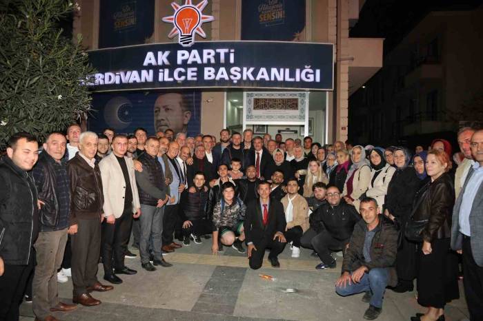 Başkan Alemdar: “Sakarya’yla Kucaklaştık”