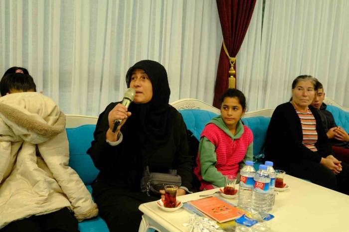 Altıeylül Gönüllere Dokunuyor