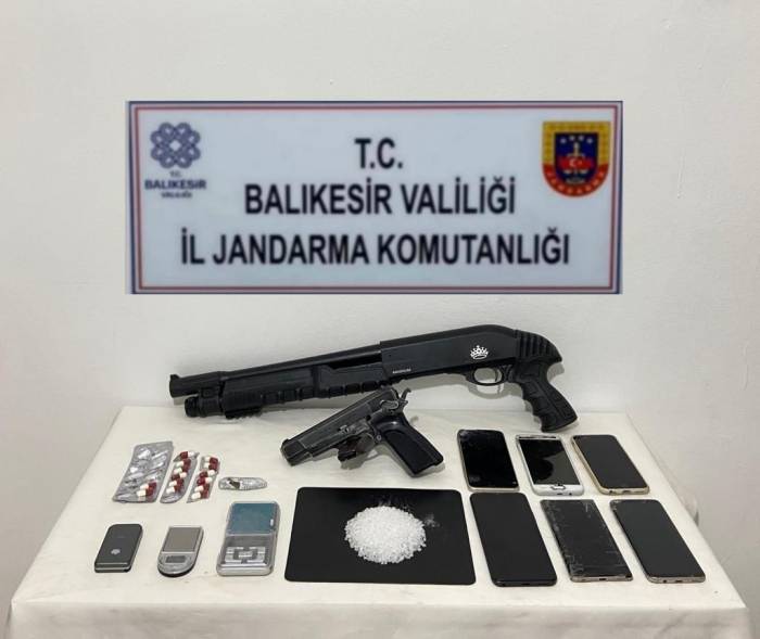 Balıkesir’de Uyuşturucu Operasyonu; 10 Gözaltı