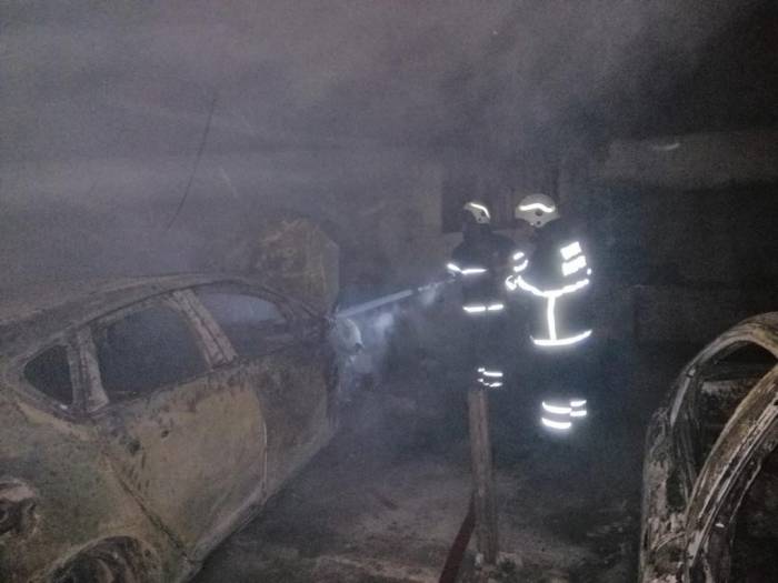 Hatay’da Bir İş Yerinde Çıkan Yangın 2 İş Yerine Daha Sıçradı
