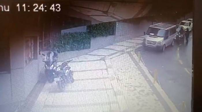 İstanbul’un Farklı İlçelerinden Motosiklet Çalan Hırsız Kamerada