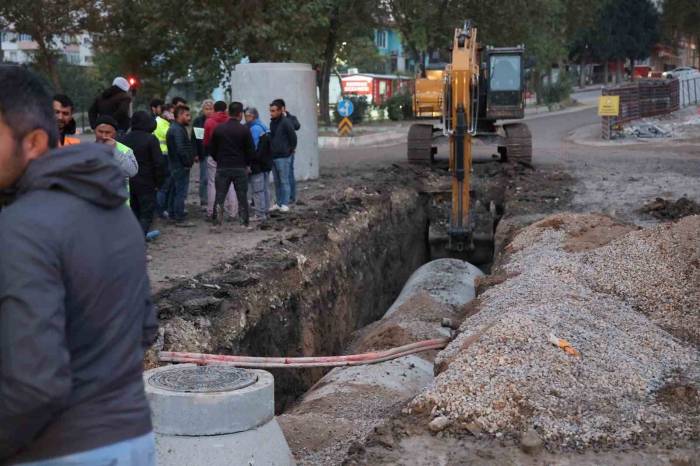 Doğalgaz Sızıntısı Faciaya Yol Açmadan Kontrol Altına Alındı