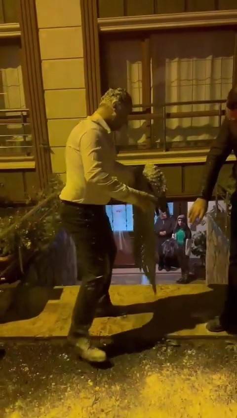 Düğün Sonunda Damadın Başına Gelmeyen Kalmadı