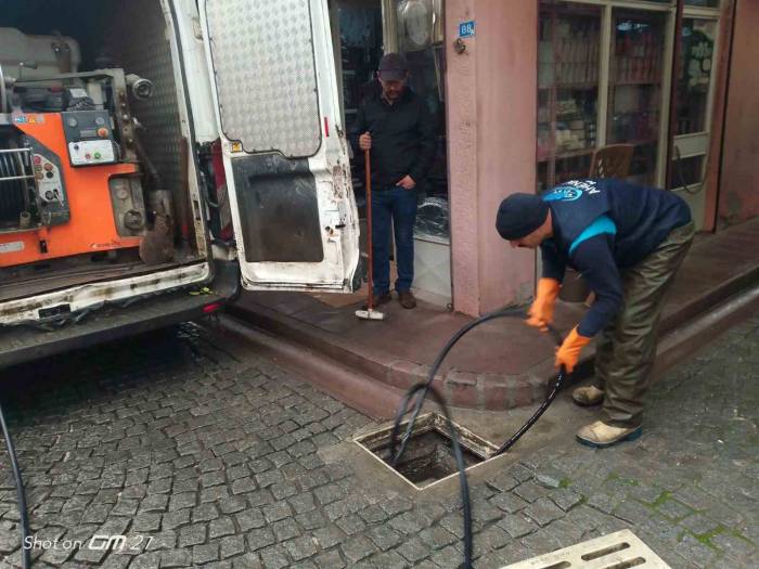 Manisa Büyükşehir Belediyesi Ve Maski’den Sağanak Yağış Mesaisi