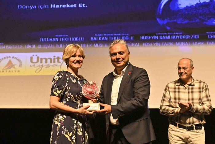 Antalya Gösterimini Çalıştayda Yaptı