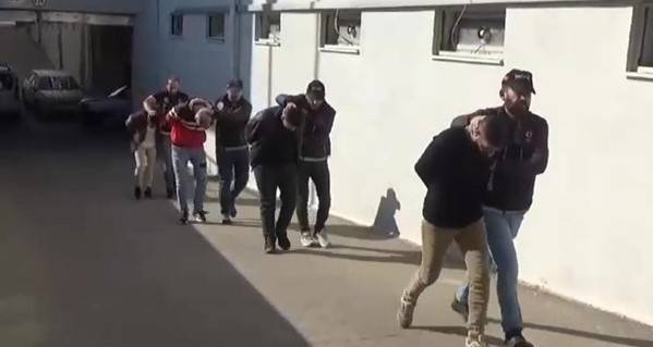 Adana’da Torbacı Operasyonunda Yakalanan 10 Kişi Tutuklandı