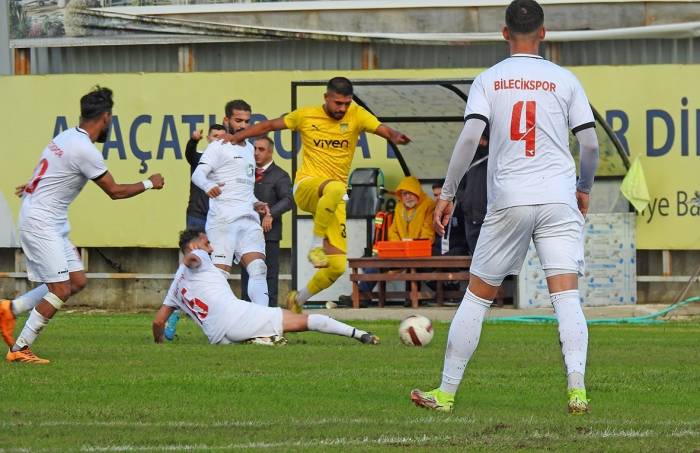 Alaçatıspor Sahasında 4-2 Galip