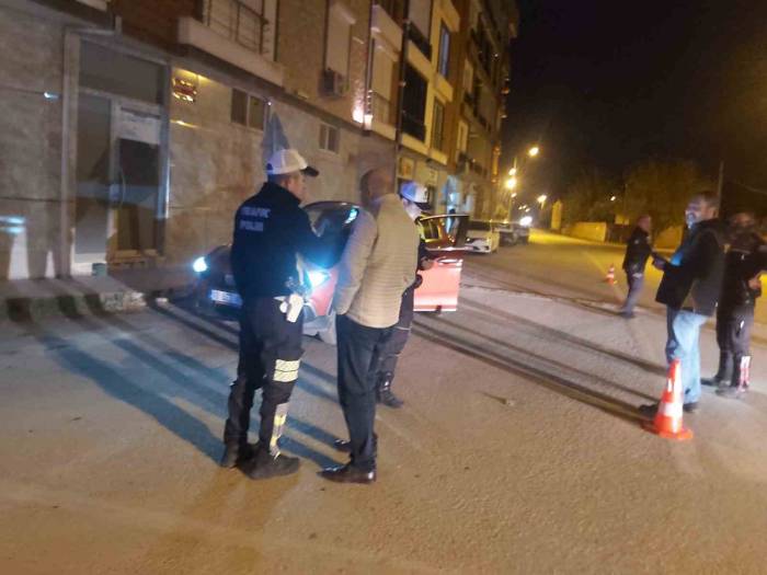 Burhaniye’de 73 Araç Sorgulandı, 16 Bin Lira Ceza Kesildi