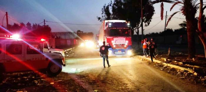 Gazze’nin Kuzeyine 100 Yardım Tırı Ulaştı