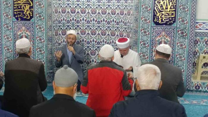 Köyceğiz’de Sabah Namazı Buluşmasında Filistinliler İçin Dua Edildi