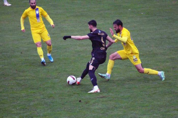 Tff 2. Lig: Gmg Kastamonuspor: 2 - Belediye Derincespor : 1