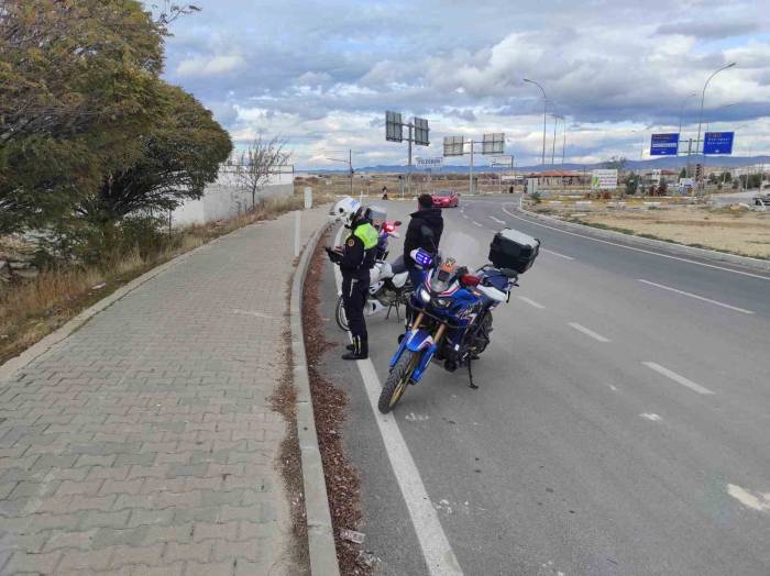 Jandarma Denetimlerinde, Motosiklet Ve Sürücüsü Üzerinde Uyuşturucu Madde Ele Geçirildi
