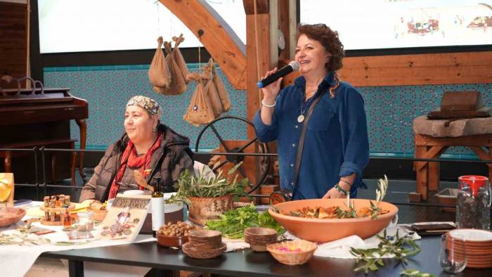 Antik Yemekler Görücüye Çıktı