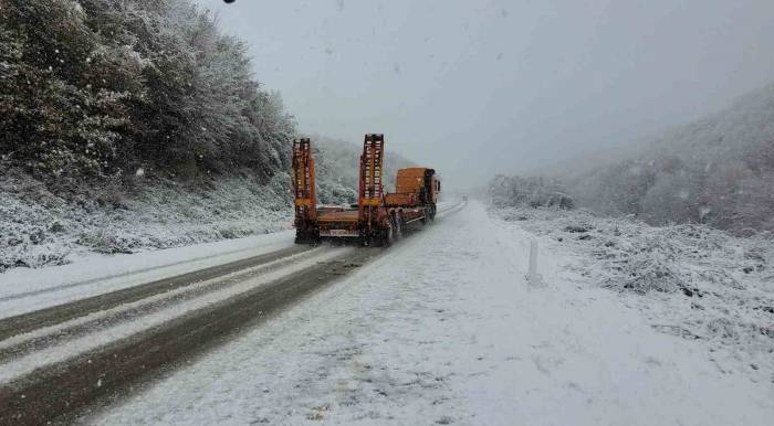 Kastamonu’nun Yüksek Kesimlerinde Yoğun Kar Yağışı Etkili Oluyor