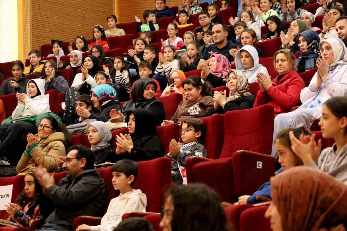 Çocuk-yazar Buluşmaları’nda Konuk Melih Tuğtağ Oldu