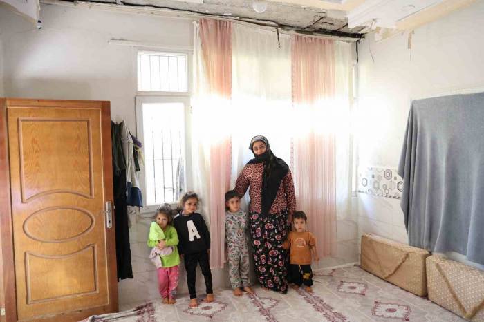 Uyurken Tavan Alçısı Üzerlerine Düştü