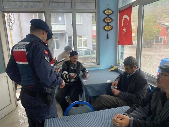 Balıkesir’de Aranan 22 Şahıs Yakalandı