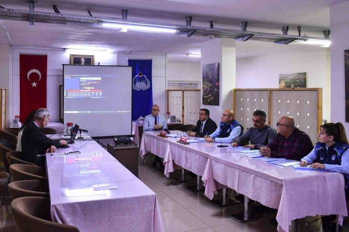 Abb’den Engelli Vatandaşlara 100 Simit Camekanı