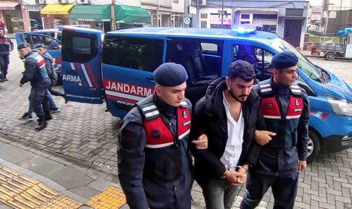 Polis Süsüyle Yapılan 2 Milyon Tl’lik Vurguna Jandarma Darbesi