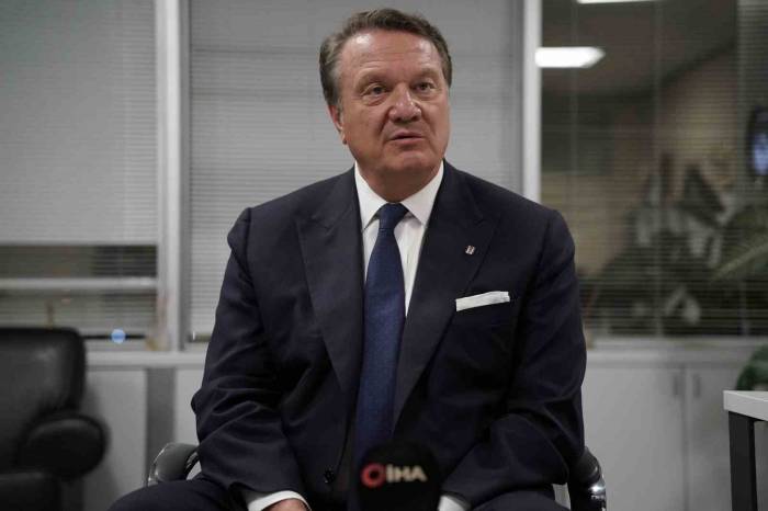 Hasan Arat: "Fenerbahçe Maçını Başarılı Geçersek Beşiktaş’ın Şampiyonluk Şansı Başlayacak"