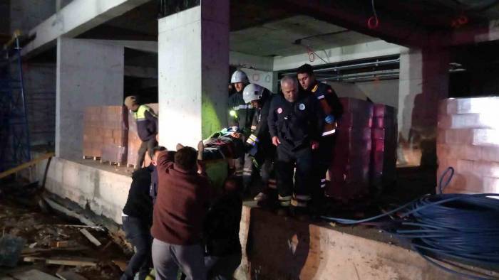 İnşaattan Düşen İşçi Yaralandı