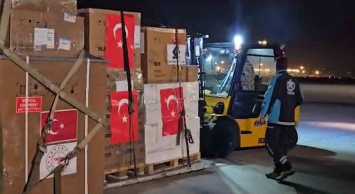 Gazze’ye Sağlık Yardımı Taşıyan Uçak Kayseri’den Havalandı