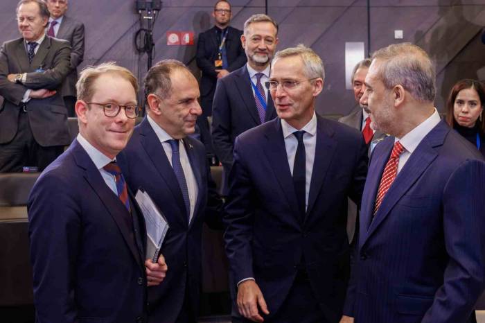 İsveç Dışişleri Bakanı Billström: “Türkiye, İsveç’in Nato Üyeliğini Birkaç Hafta İçinde Onaylayabilir”