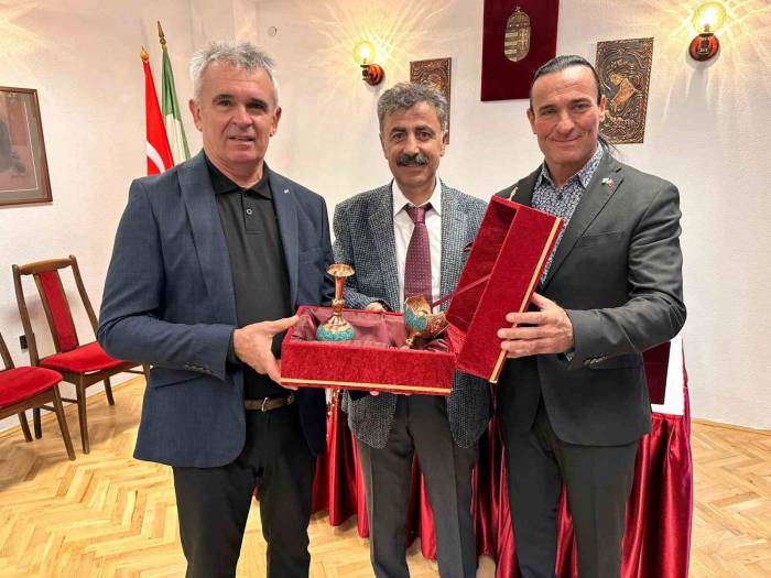 Uçhisar Belediyesi, Bugaç Belediyesi İle Kardeş Oldu