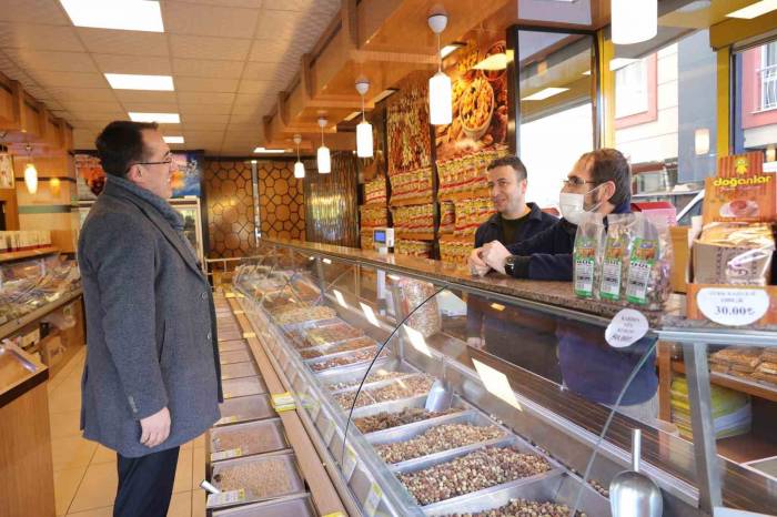 Başkan Savran Vatandaşların Sorunlarını Dinledi