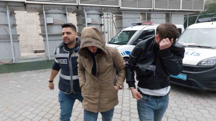 Samsun’da 5 Evden 12 Su Saati Çalan 2 Kişi Adliyeye Sevk Edildi