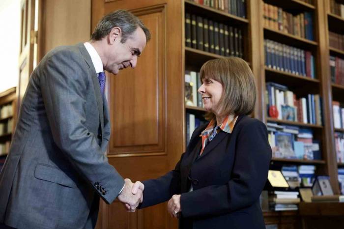 Miçotakis: "Sunak İle Görüşmenin İptali, Yunan-ingiliz İlişkilerine Zarar Vermeyecek"